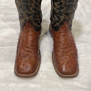 Men’s Tony Lama size 11 D full quill ostrich boots